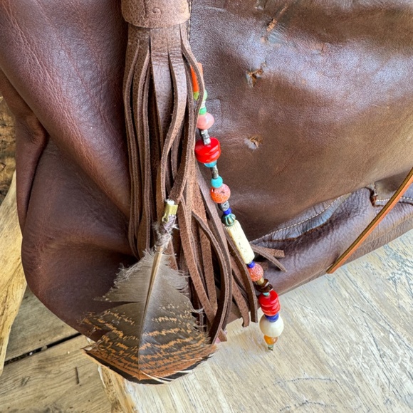 Giant Leather Bag - Picture 2 of 7